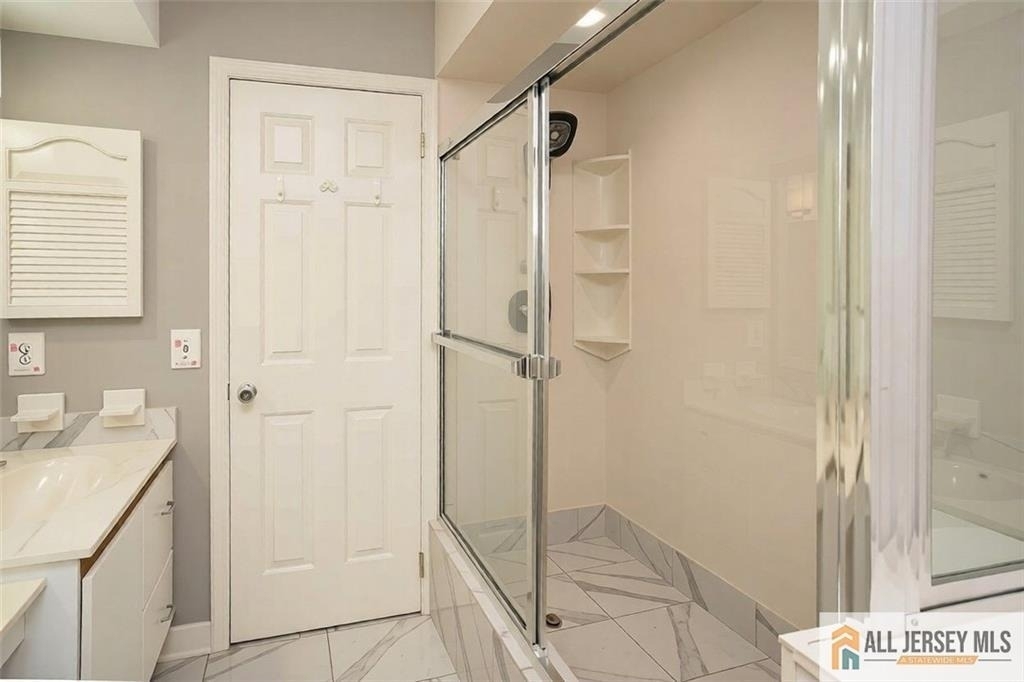 1207 Woodhaven Drive - Photo 4