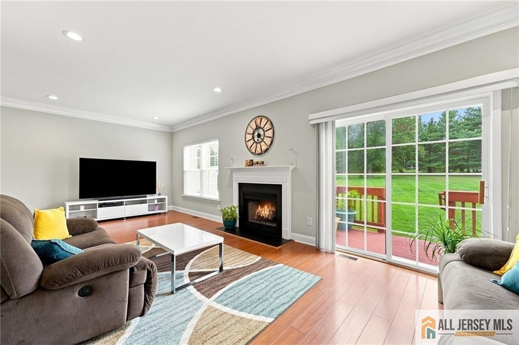 26 E Burgess Drive - Photo 12