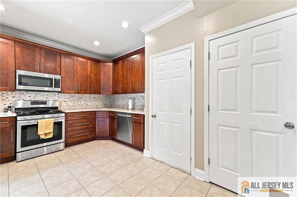26 E Burgess Drive - Photo 8