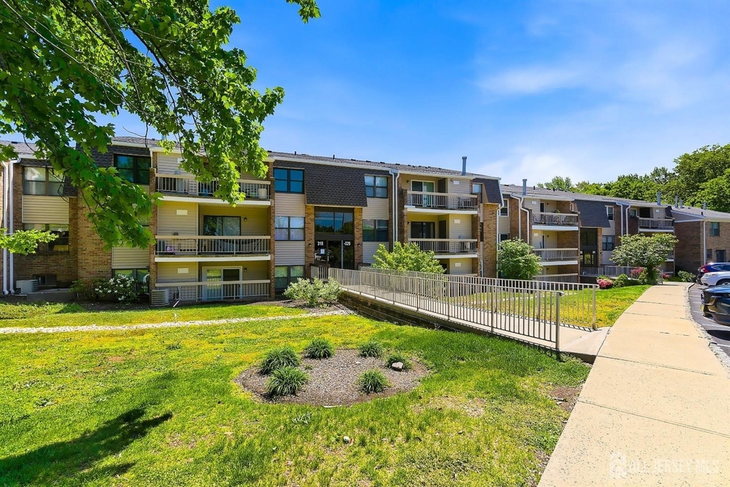 324 Sharon Garden Court - Photo 0