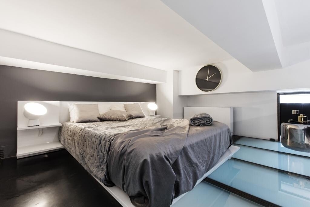 310 E 40th Street - Photo 8