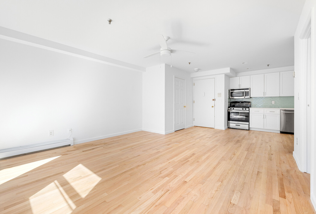 125 Bergen Street - Photo 4