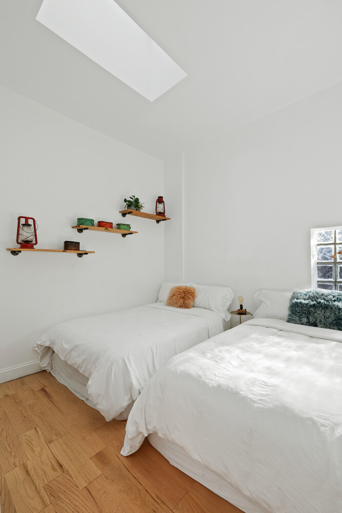 170 Schaefer Street - Photo 12