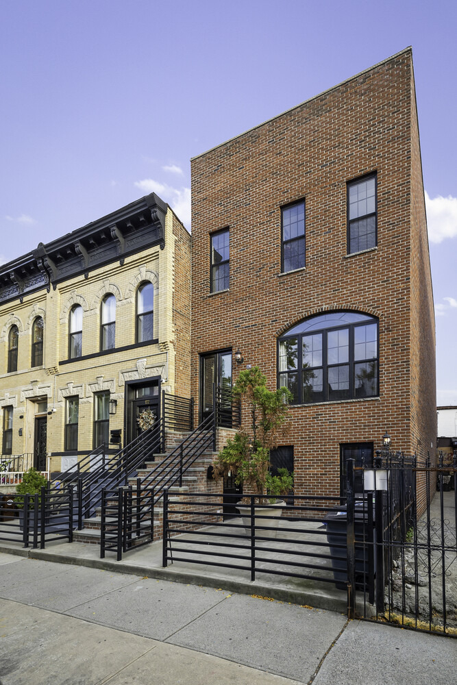 170 Schaefer Street - Photo 22