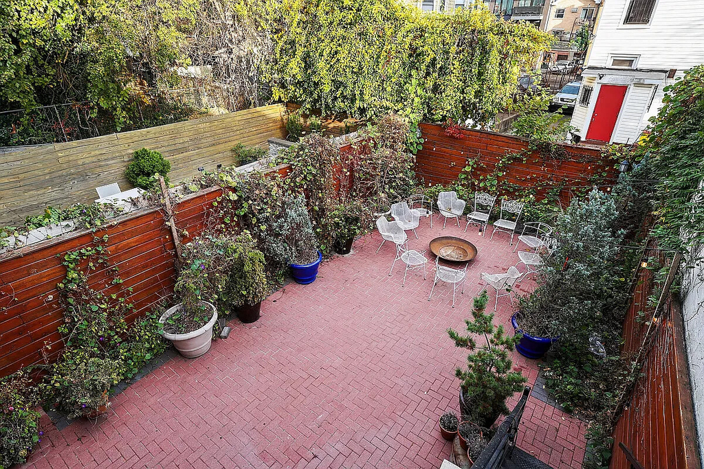 170 Schaefer Street - Photo 20