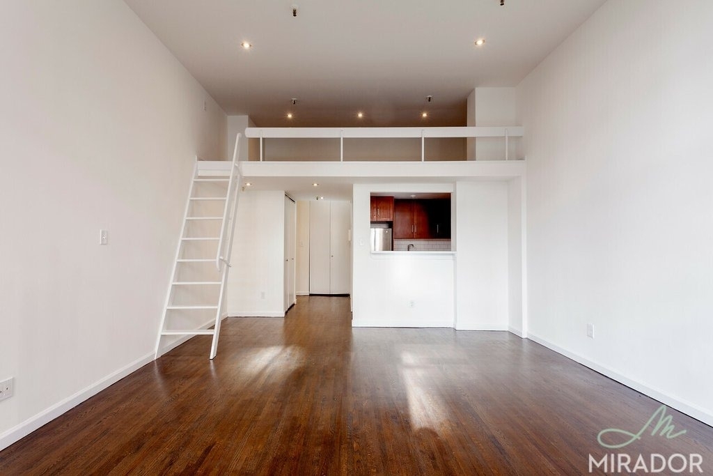 127 4th Avenue - Photo 2