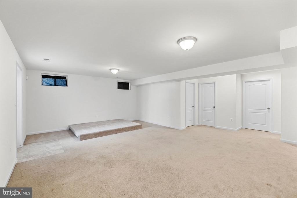 341 Foxglove Way - Photo 34