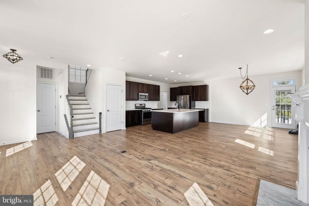 341 Foxglove Way - Photo 6