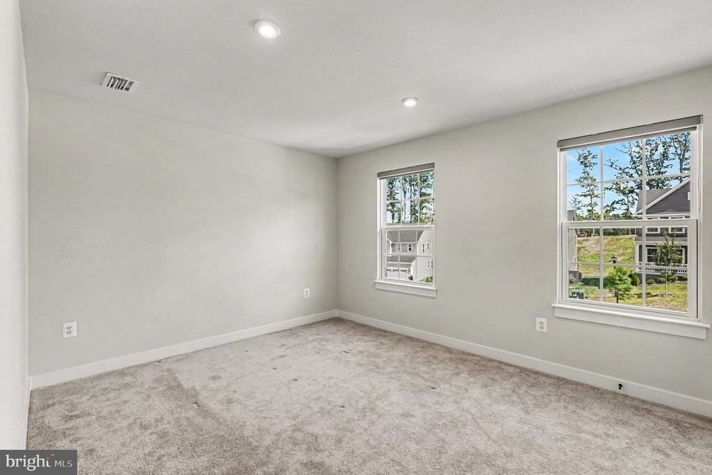 352 Greenstead Drive - Photo 24