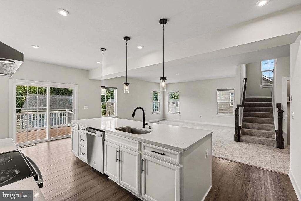 352 Greenstead Drive - Photo 13