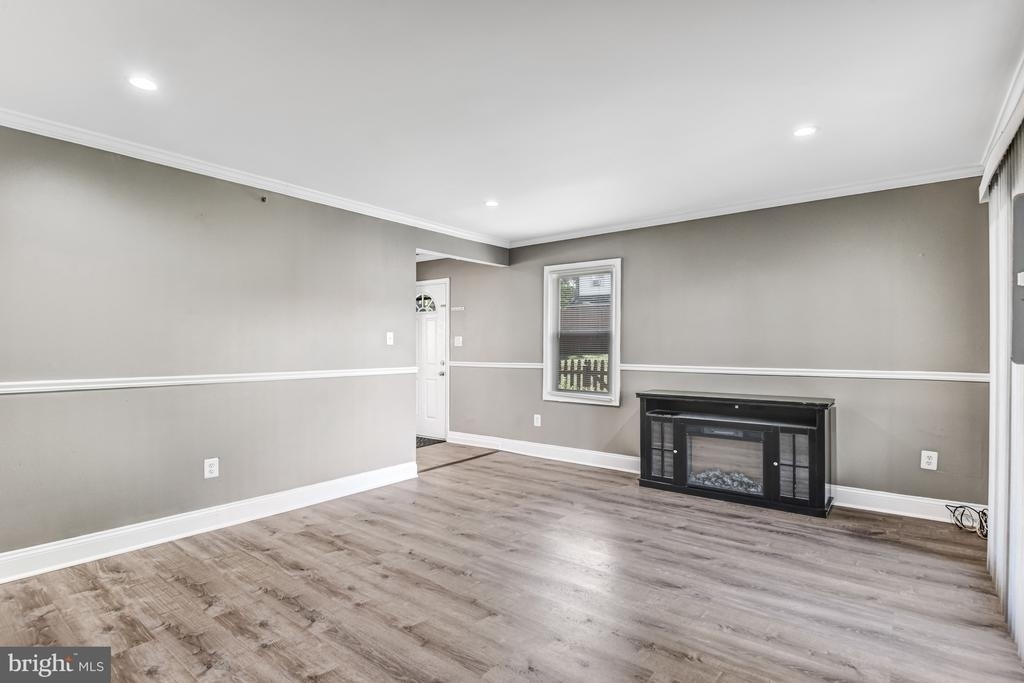 9337 Taney Road - Photo 3
