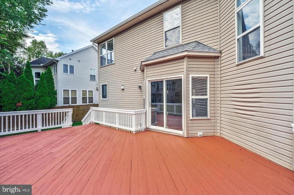 46797 Backwater Drive - Photo 34