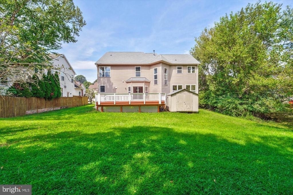 46797 Backwater Drive - Photo 37
