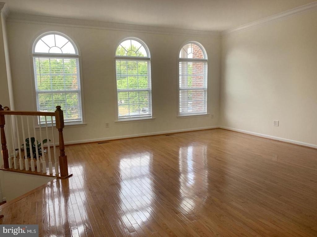 20924 Duryea Terrace - Photo 2