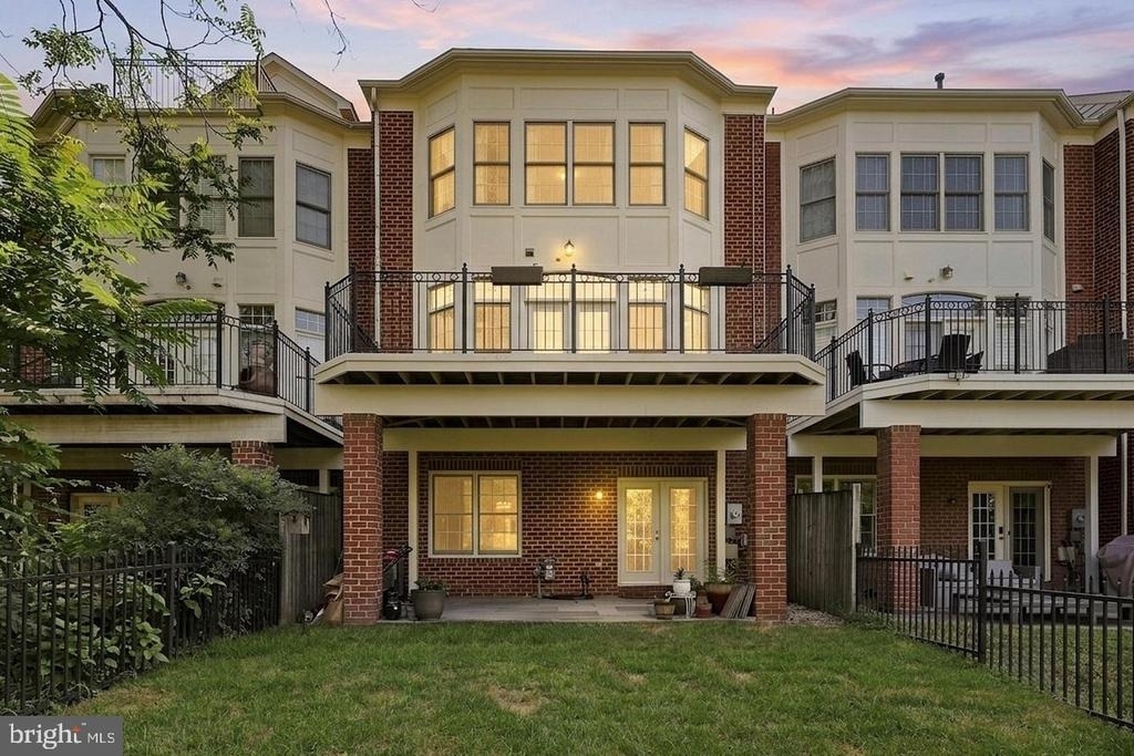 43757 Bent Creek Terrace - Photo 1