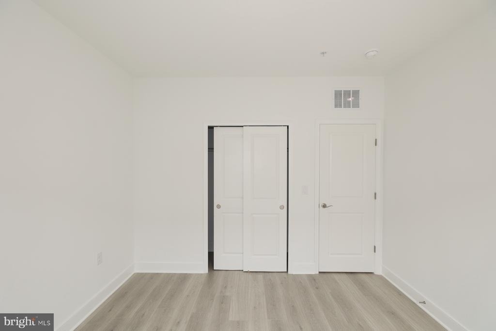 14956 Deco Circle - Photo 16