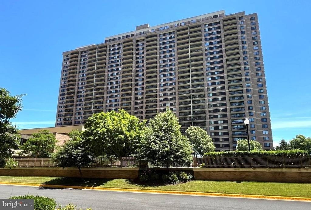 5501 Seminary Road - Photo 1