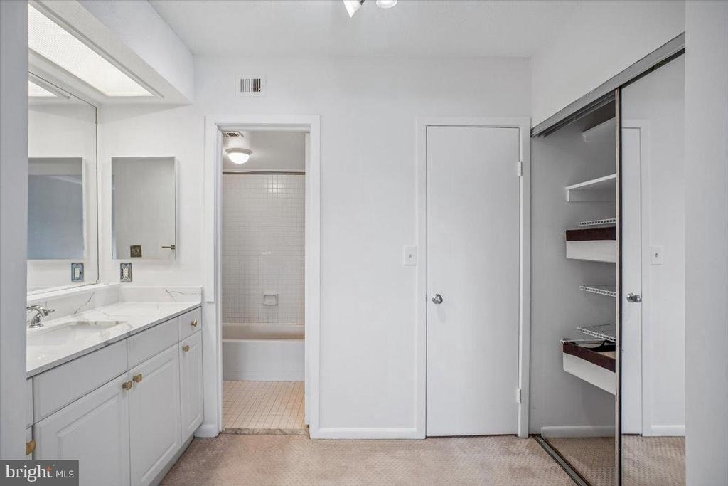 5501 Seminary Road - Photo 34