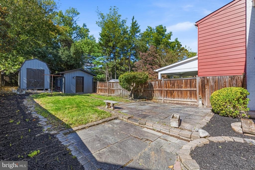 5924 Edgehill Court - Photo 24
