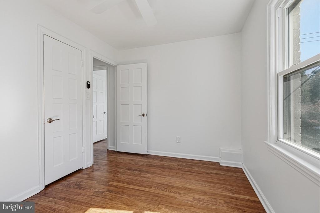 5924 Edgehill Court - Photo 18