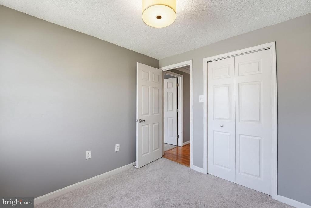 7916 Frye Road - Photo 11
