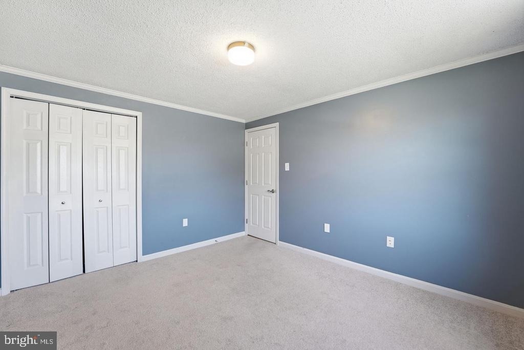 7916 Frye Road - Photo 9