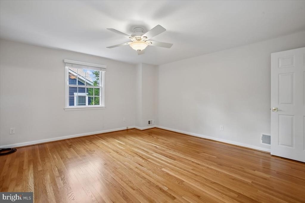 6717 Weaver Avenue - Photo 29