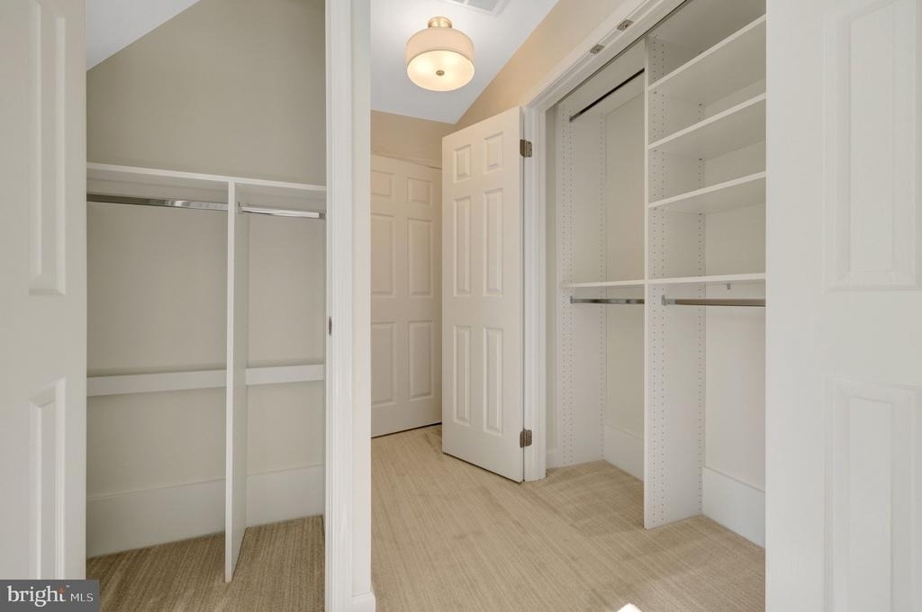 10898 Featherfield Court - Photo 36
