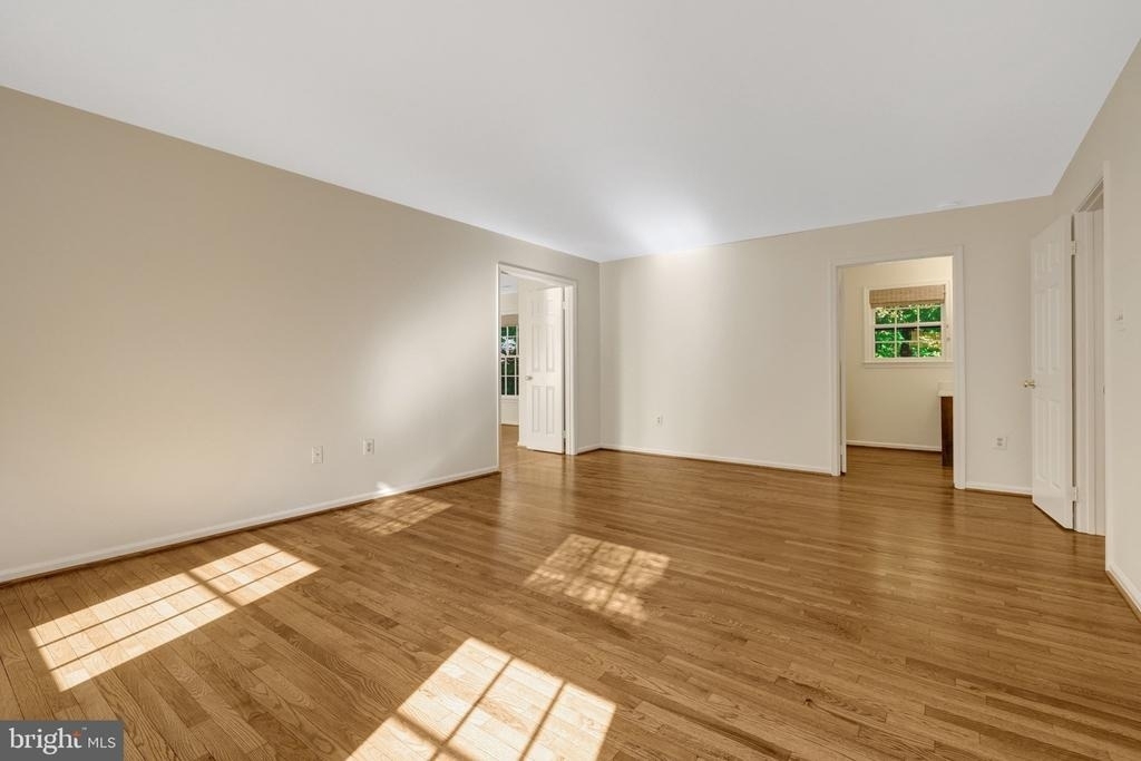 10898 Featherfield Court - Photo 26
