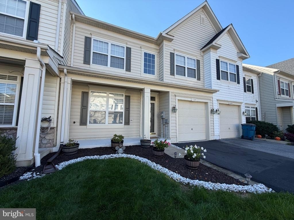 109 Quinton Oaks Circle - Photo 2