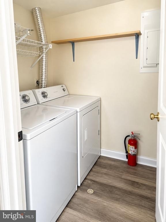 410 Forest Court - Photo 4