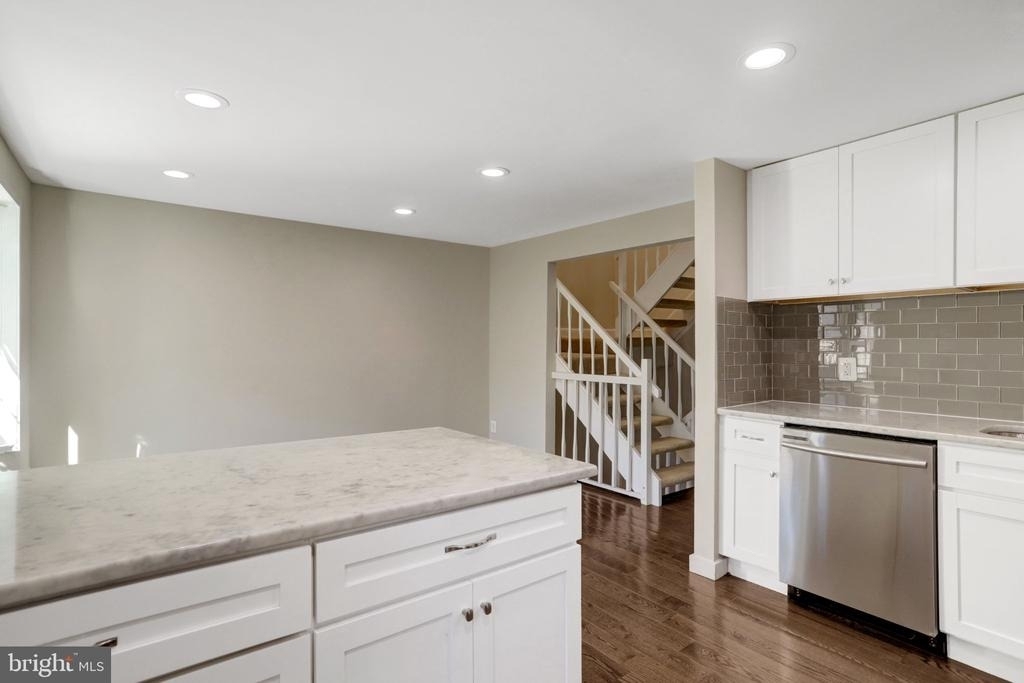 321 Gundry - Photo 7