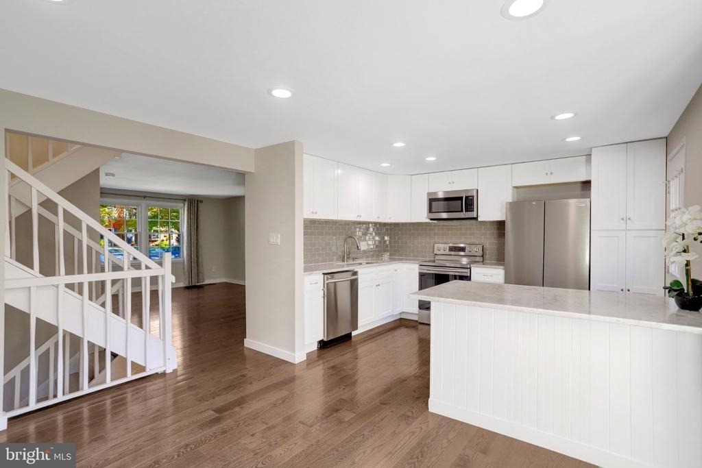 321 Gundry - Photo 6