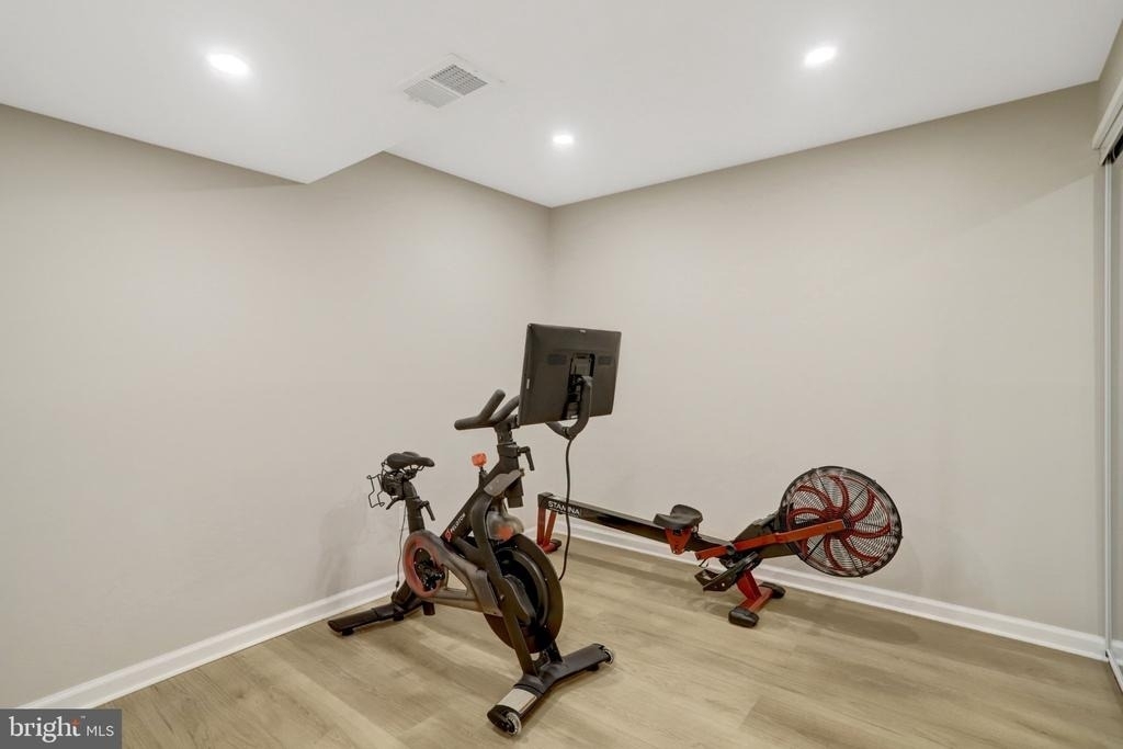321 Gundry - Photo 43
