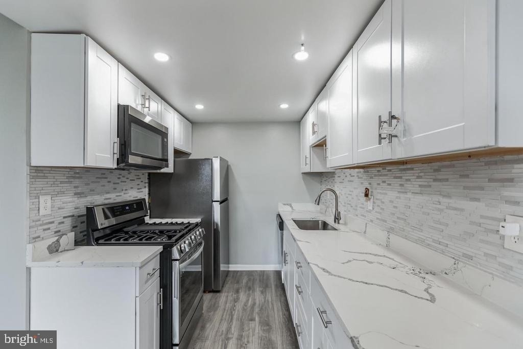 4600 Duke Street - Photo 1