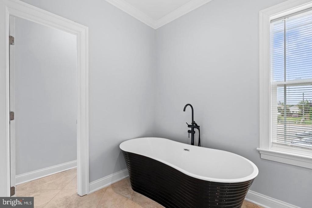 2116 N Culpeper Street - Photo 14