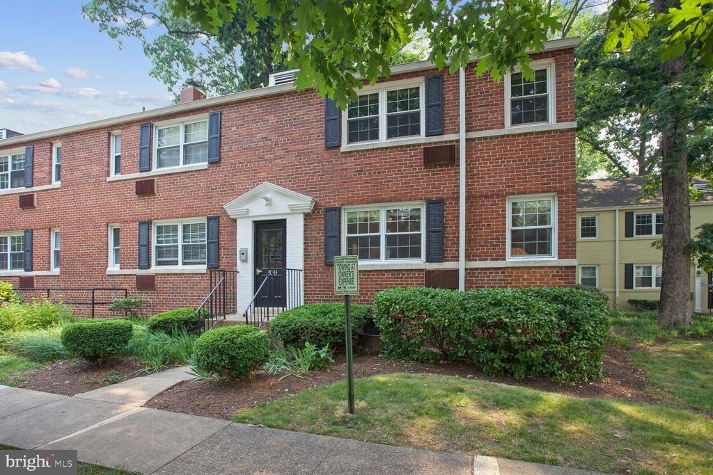 209 N Trenton Street - Photo 0