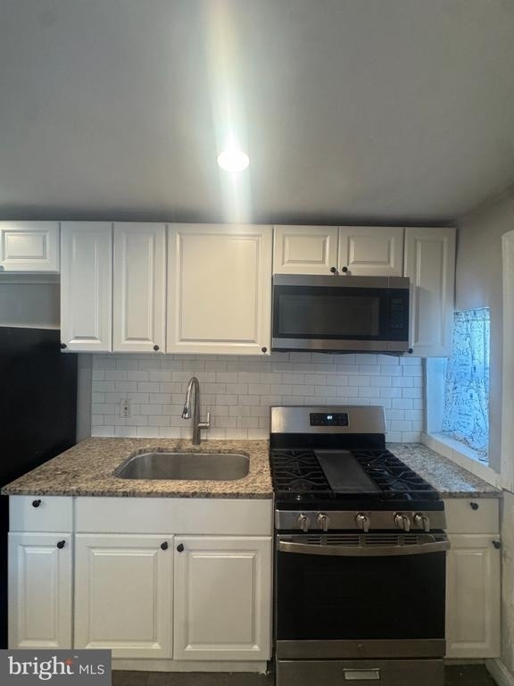 5577 Blakemore Street - Photo 4