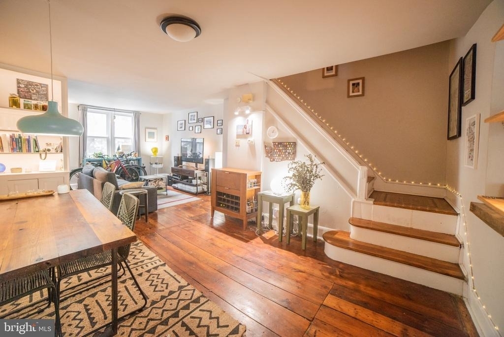 1109 N 3rd Street - Photo 2