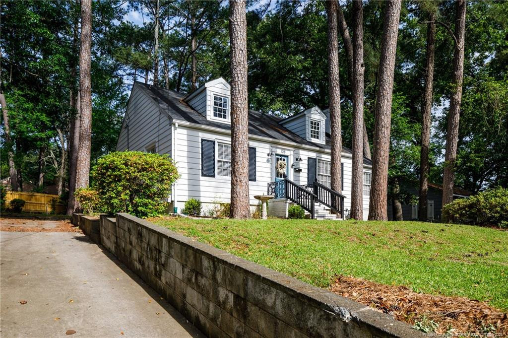 108 Crescent Avenue - Photo 0