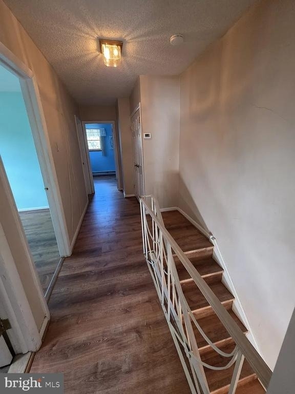 1010 Strahle Street - Photo 8