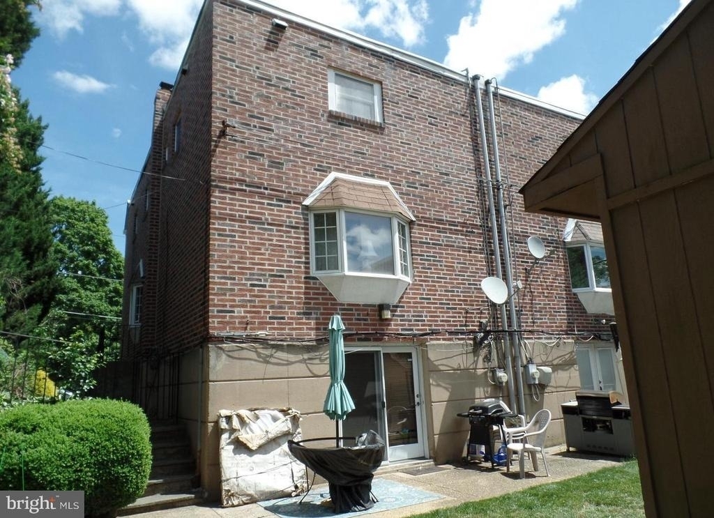 1010 Strahle Street - Photo 22