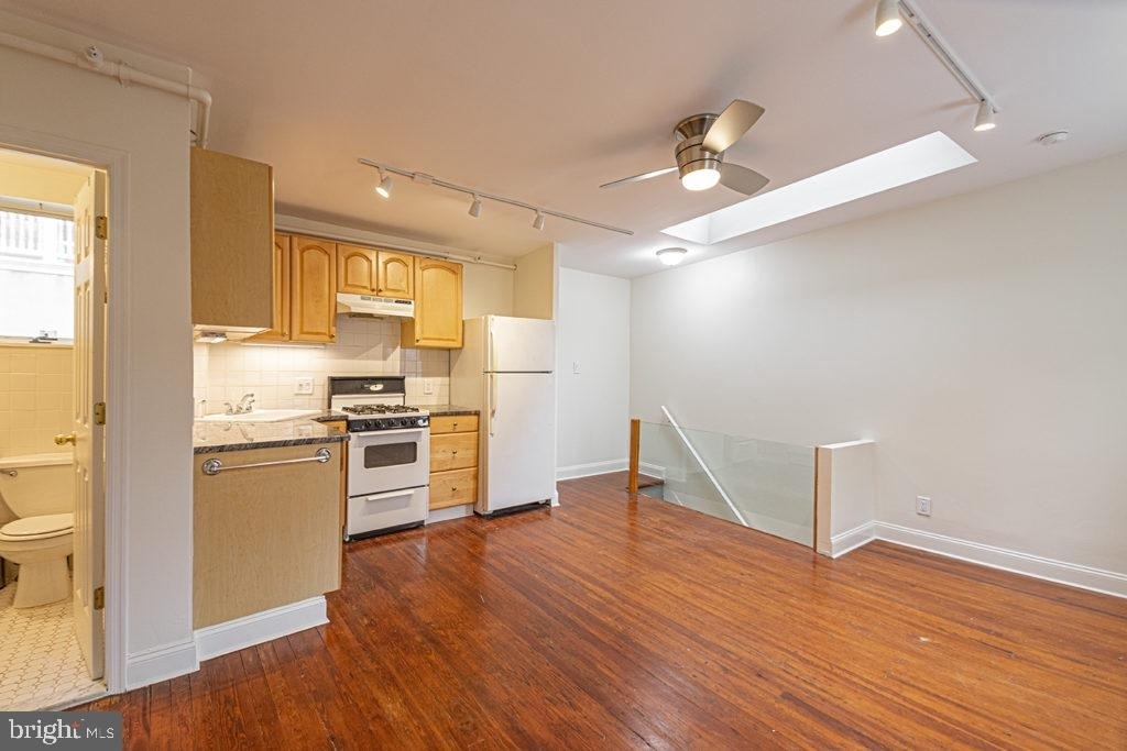 403 S 23rd Street - Photo 0