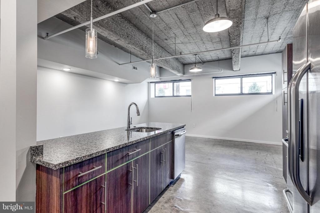 4800 Brown Street - Photo 9