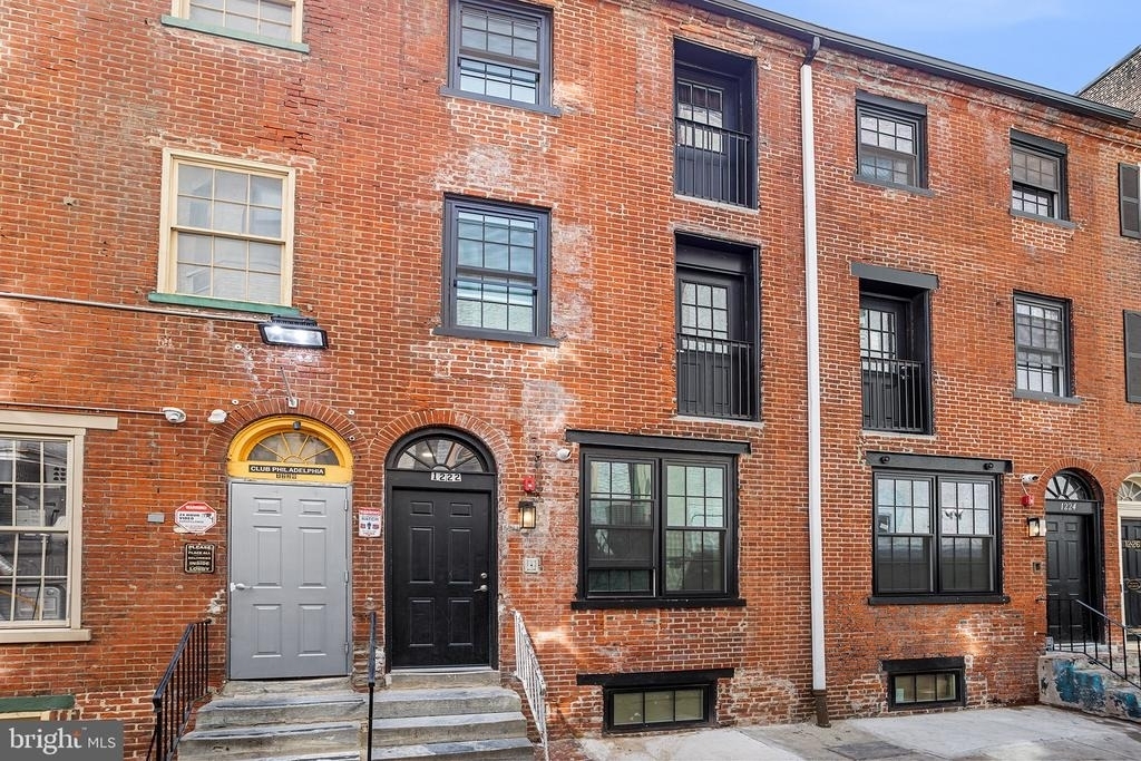 1222 Chancellor Street - Photo 0