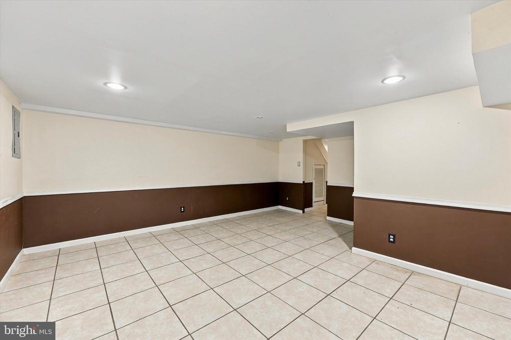 10816 Harrow Road - Photo 31