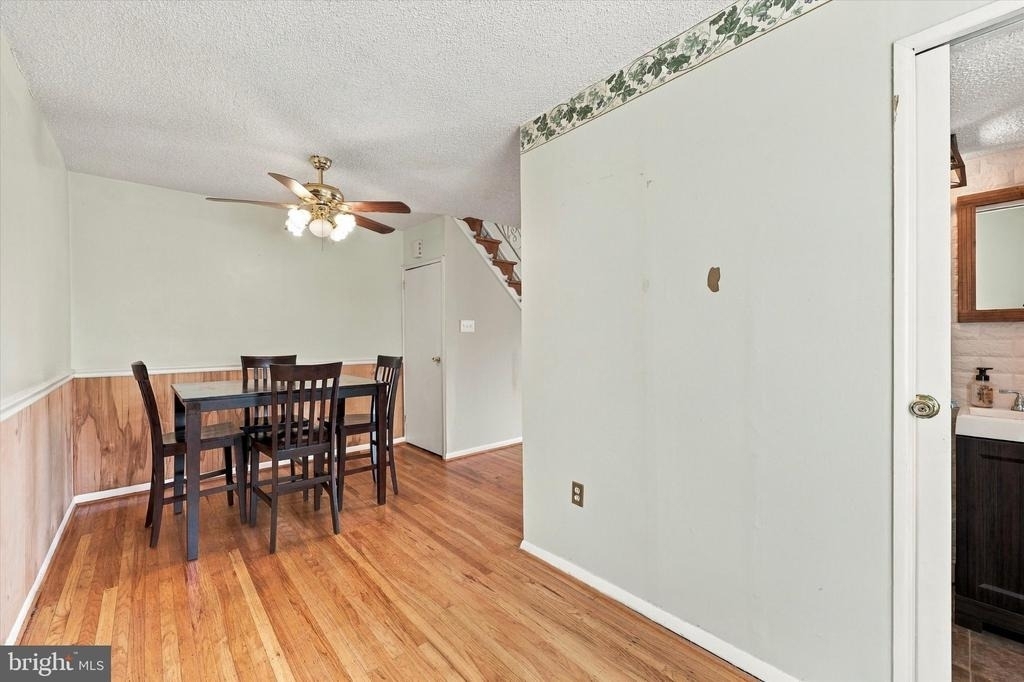 10816 Harrow Road - Photo 7