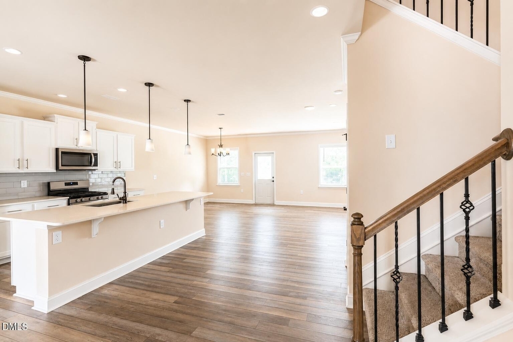 2113 Bethpage Drive - Photo 3