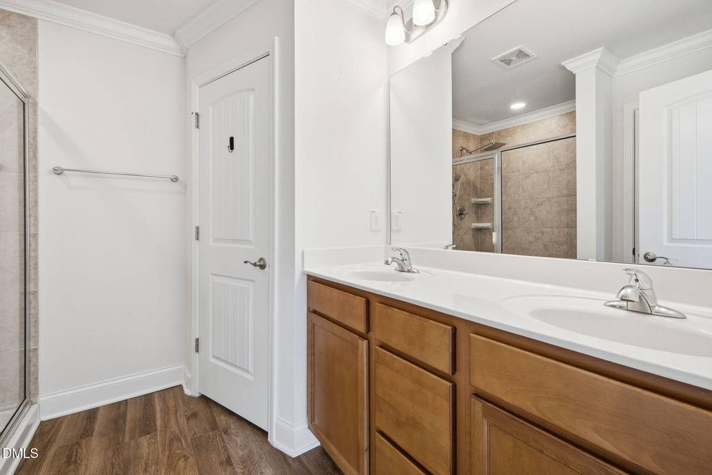 227 E Porthaven Way - Photo 22