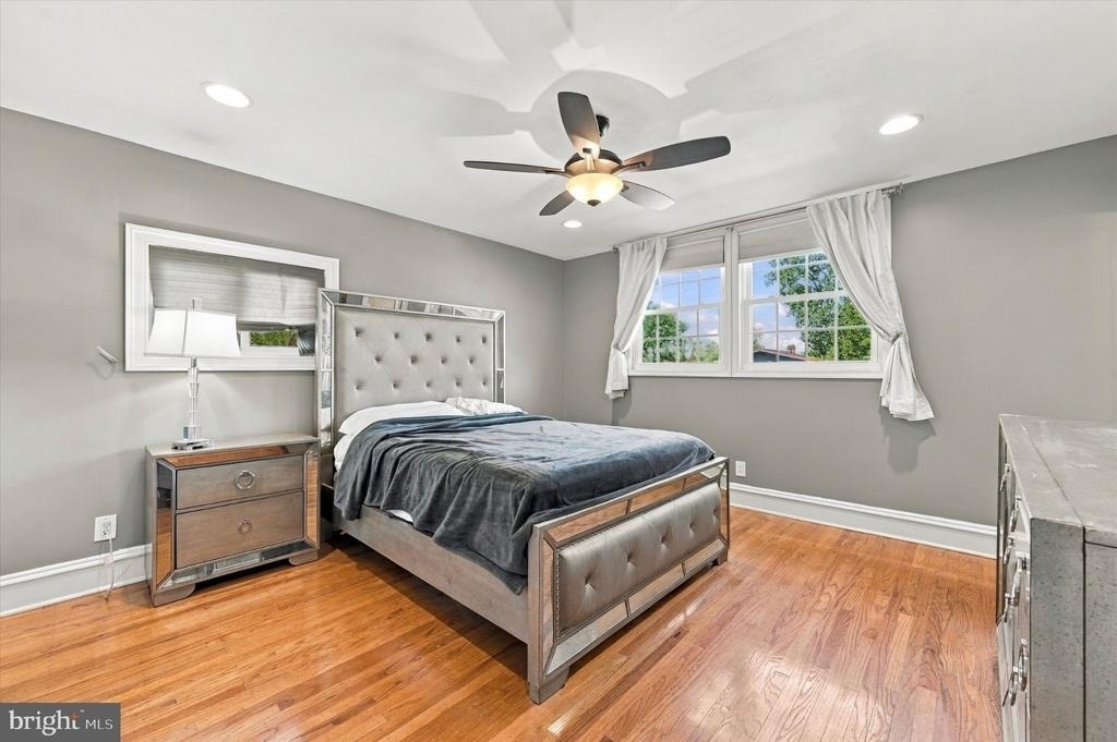 211 Kings Road - Photo 6